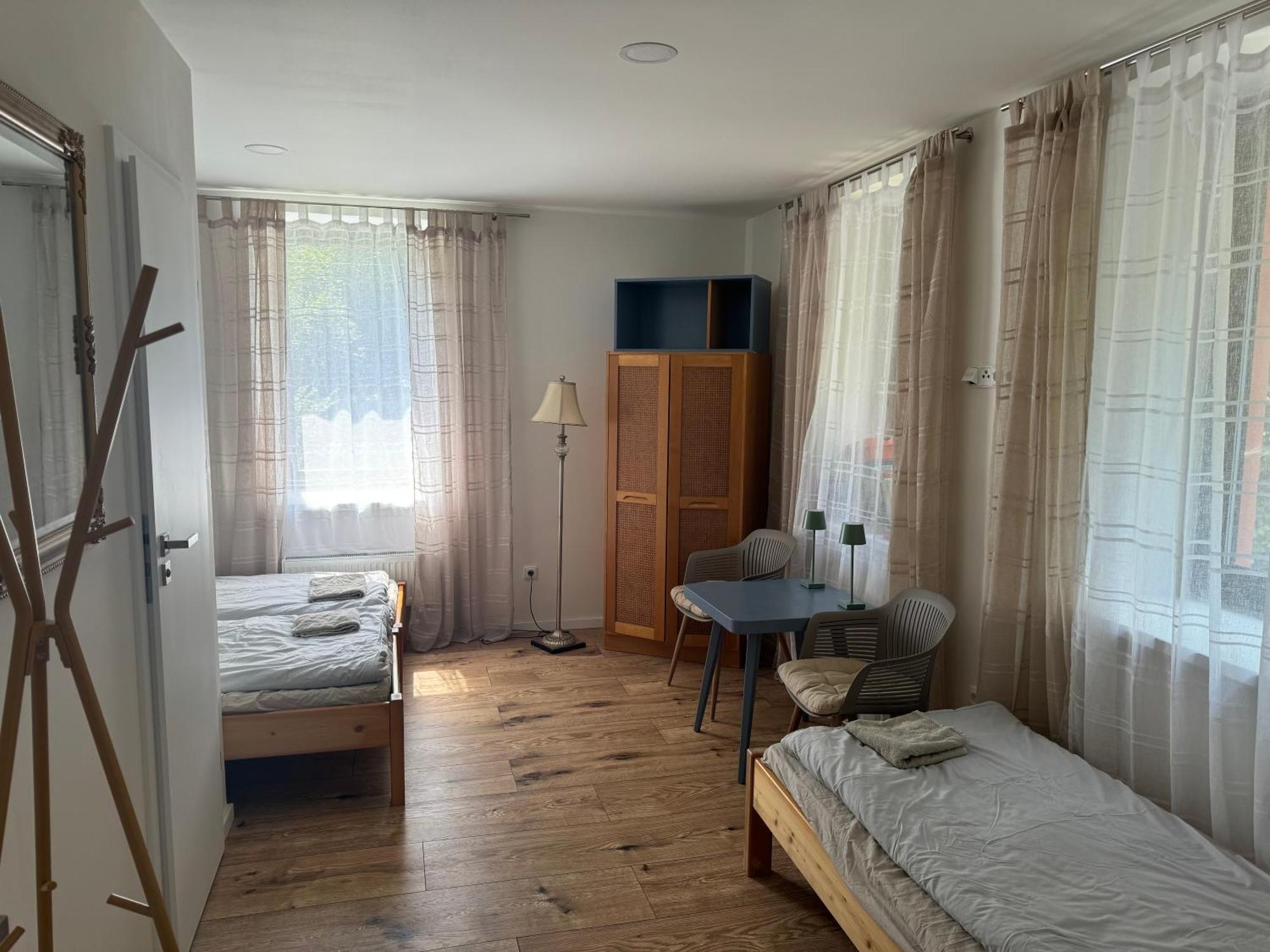 Aparthotel Tkalcovna U Zlateho Potoka Dobrany  Exterior foto